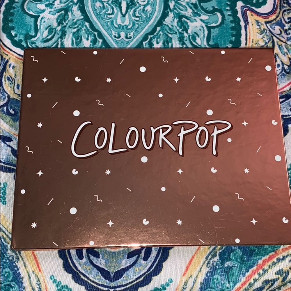 Mini eyeshadow palette